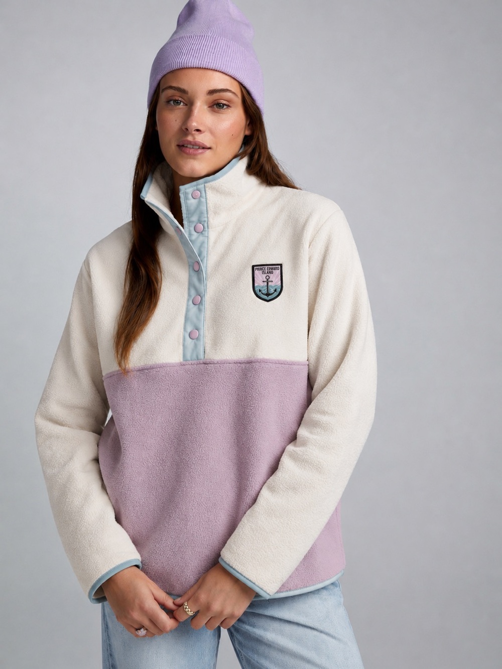 LAGO Apparel Prince Edward Island Colorblock Fleece Pullover | Size M Outdoorsy